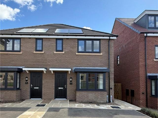3 bedroom semi detached house to rent