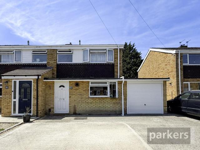 3 bedroom semi detached house to rent