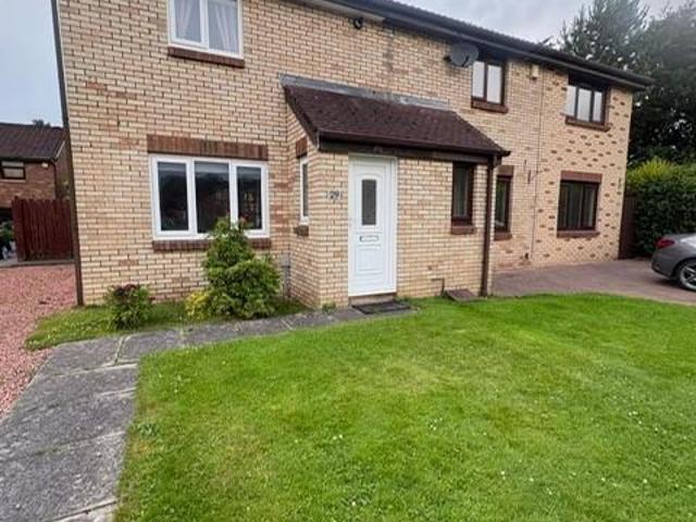3 bedroom semi detached house to rent