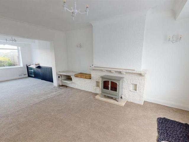 3 bedroom semi detached house to rent