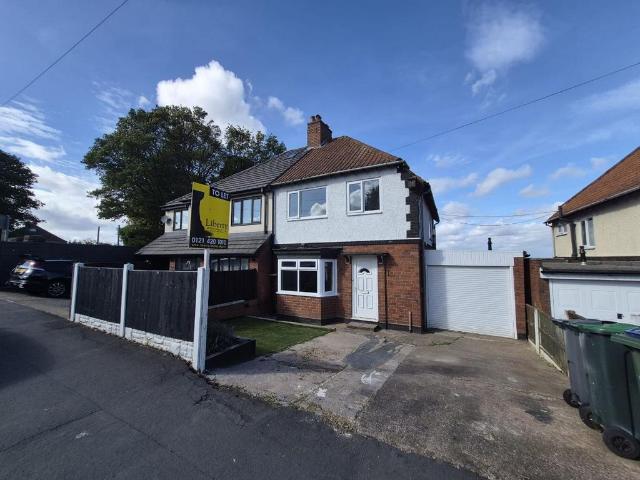 3 bedroom semi detached house to rent