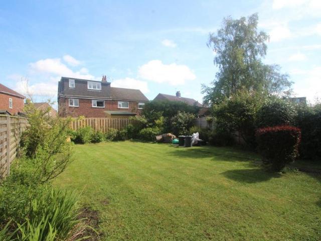 3 bedroom semi detached house to rent