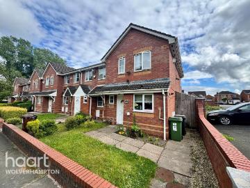 3 bedroom semi detached house to rent