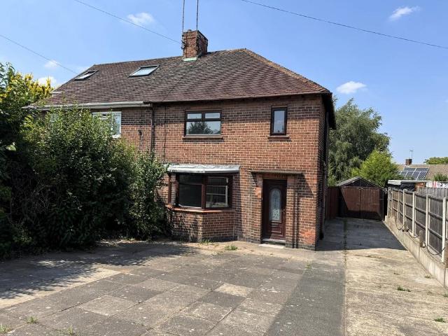 3 bedroom semi detached house to rent