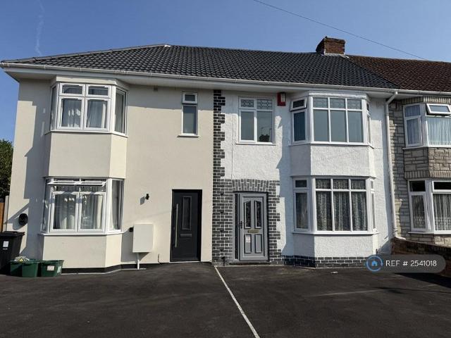 4 bedroom semi detached house to rent