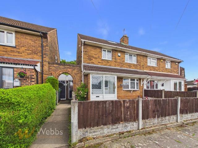 3 bedroom semi detached house to rent