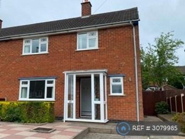 3 bedroom semi detached house to rent