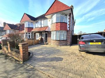 3 bedroom semi detached house to rent