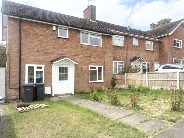 3 bedroom semi detached house to rent