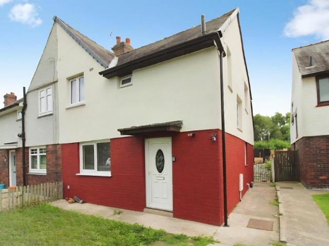 3 bedroom semi detached house to rent