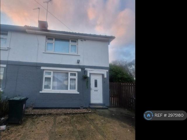 3 bedroom semi detached house to rent