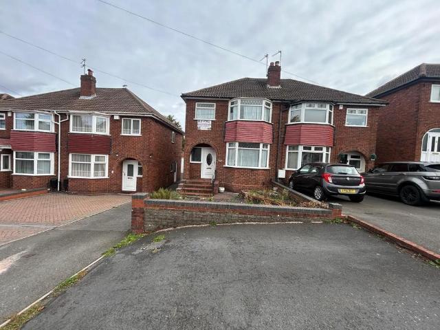 3 bedroom semi detached house to rent