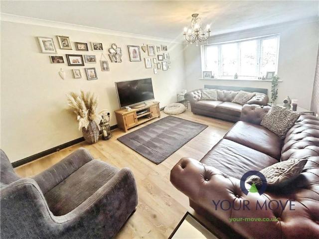 3 bedroom semi detached house to rent