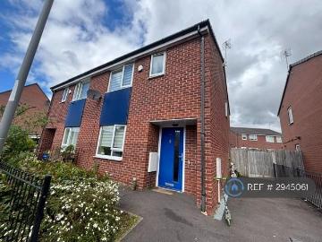 3 bedroom semi detached house to rent