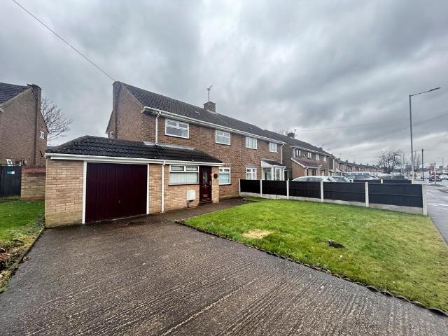 3 bedroom semi detached house to rent