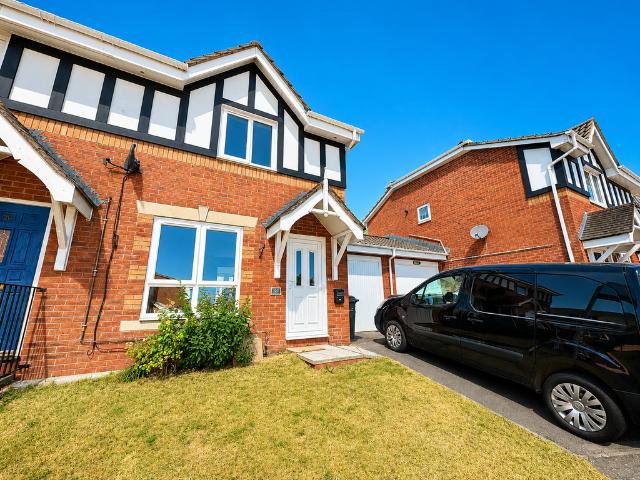 3 bedroom semi detached house to rent
