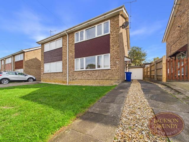 3 bedroom semi detached house to rent