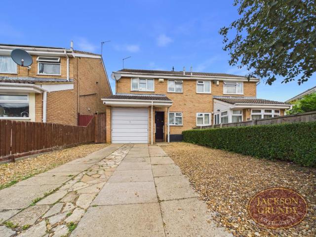 3 bedroom semi detached house to rent