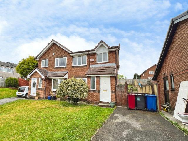 3 bedroom semi detached house to rent