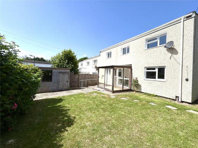 3 bedroom semi detached house to rent