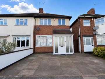 3 bedroom semi detached house to rent