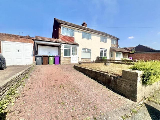 3 bedroom semi detached house to rent