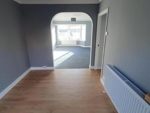 3 bedroom semi detached house to rent
