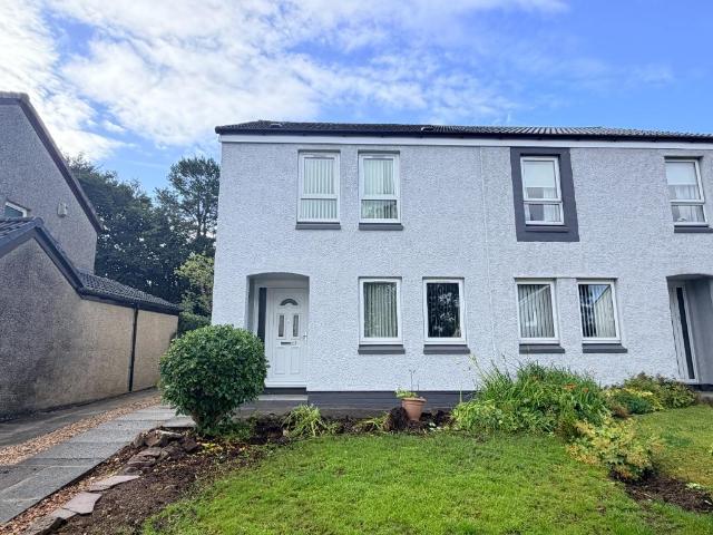 3 bedroom semi detached house to rent