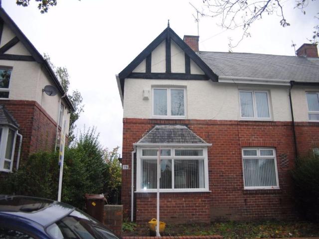 3 bedroom semi detached house to rent