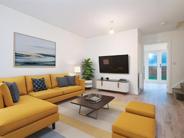 3 bedroom semi detached house to rent