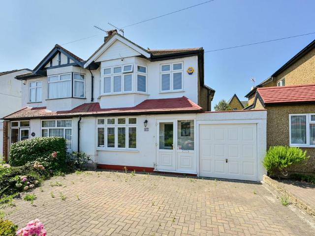 3 bedroom semi detached house to rent