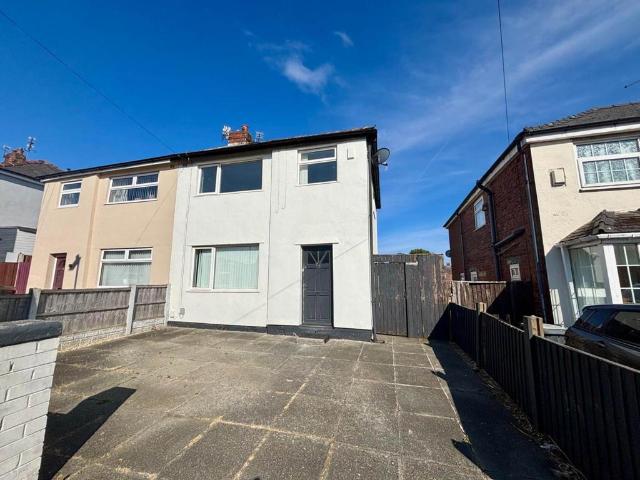 3 bedroom semi detached house to rent