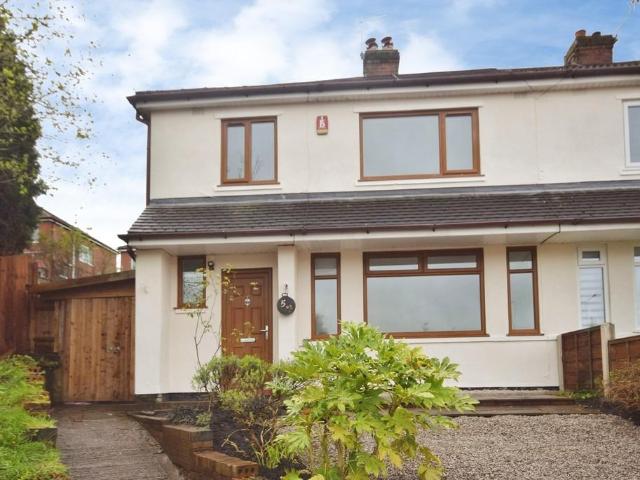 3 bedroom semi detached house to rent