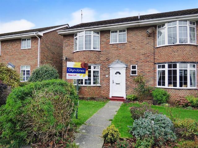 3 bedroom semi detached house to rent