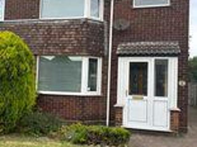3 bedroom semi detached house to rent