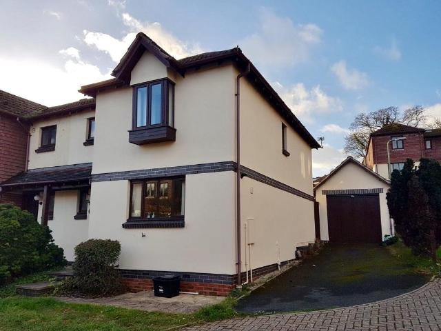 3 bedroom semi detached house to rent