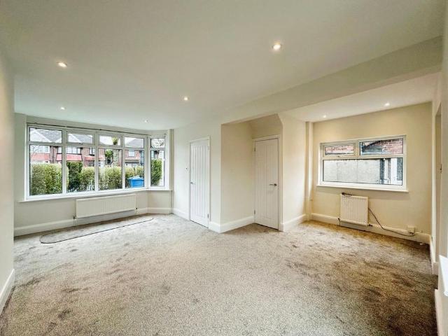 3 bedroom semi detached house to rent