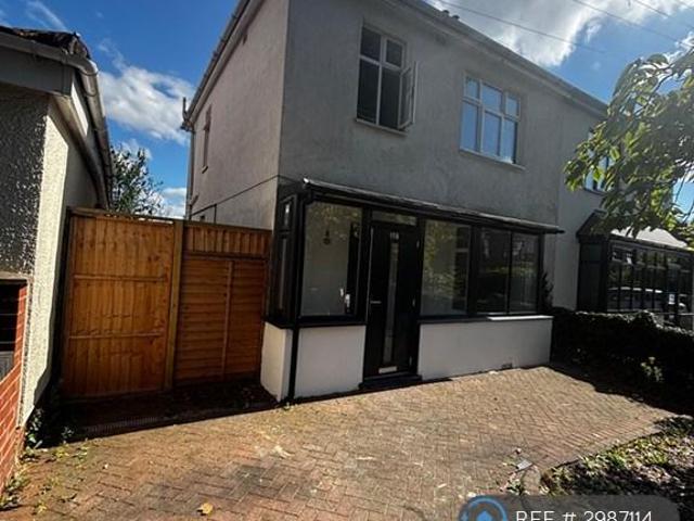 3 bedroom semi detached house to rent