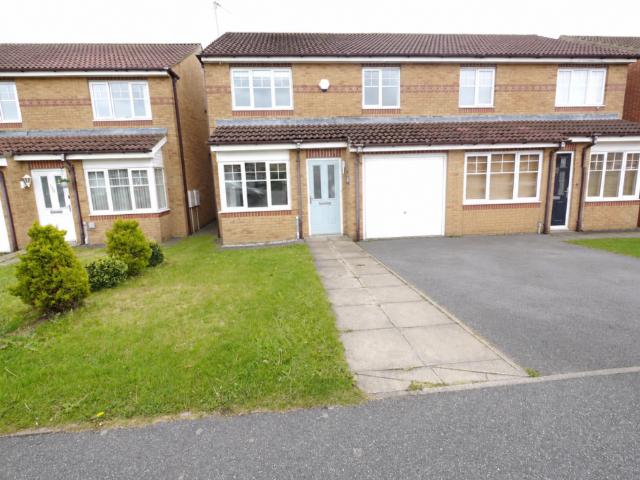 3 bedroom semi detached house to rent