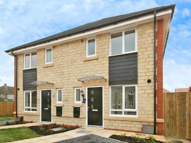3 bedroom semi detached house to rent