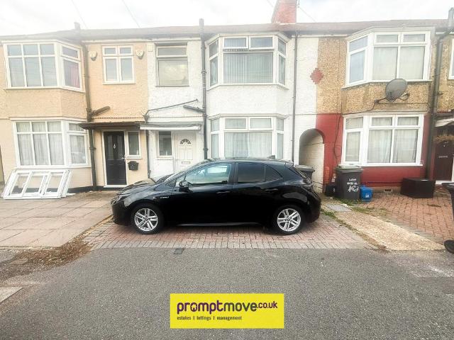 3 bedroom semi detached house to rent