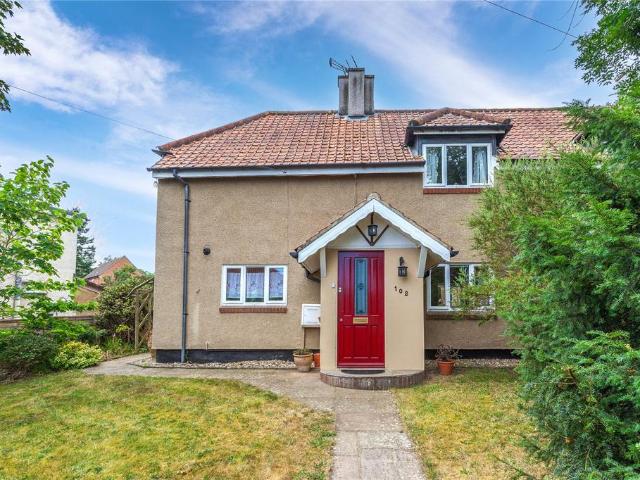 3 bedroom semi detached house to rent
