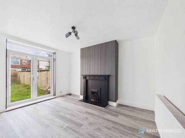 3 bedroom semi detached house to rent