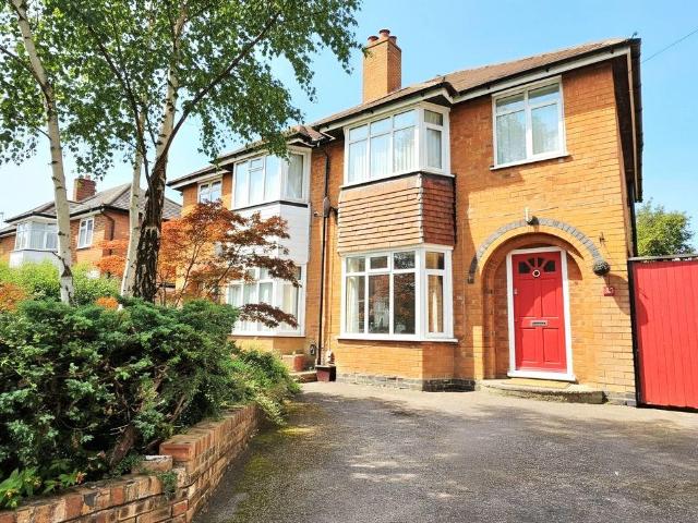 3 bedroom semi detached house to rent