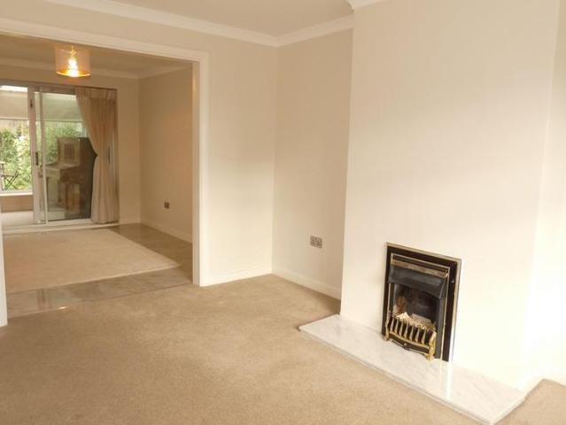 3 bedroom semi detached house to rent