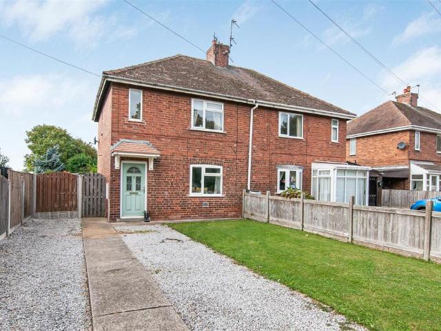 3 bedroom semi detached house to rent