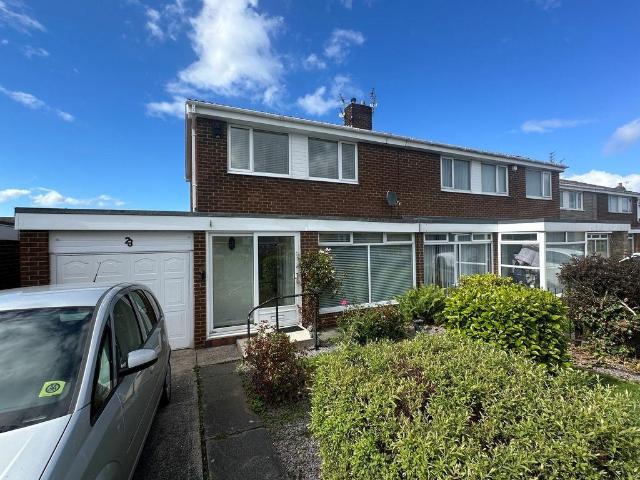 3 bedroom semi detached house to rent
