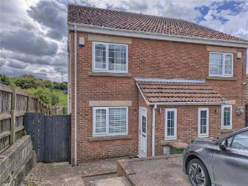 3 bedroom semi detached house to rent