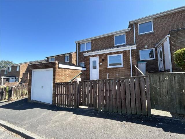 3 bedroom semi detached house to rent