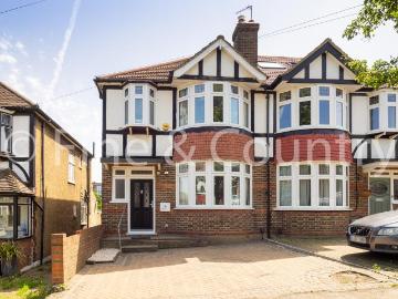 3 bedroom semi detached house to rent